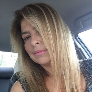 Meet your Posher, Pam